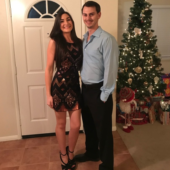 Express Sequin Dress - Picture 5 of 5